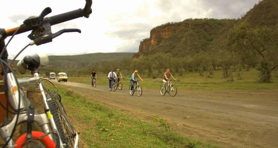 2 Day Tour Lake Nakuru, Hell' s Gate & Lake Naivasha Safari - Day one: the Great Rift Valley viewpoint and Lake Nakuru