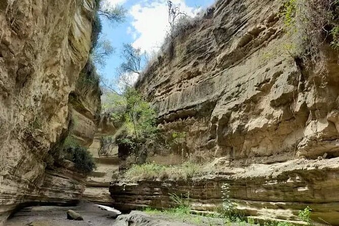 2 Days Private Tour to Lake Nakuru and Hell's Gate Park - Two hours on a bicycle inside Hells Gate