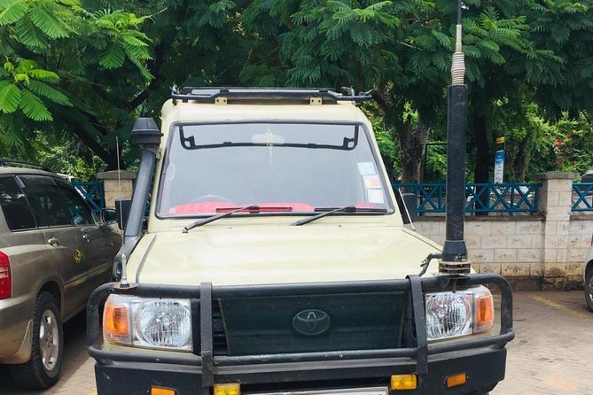 2 Days Tsavo east Jeep Safari (minimum 2 persons) - Lunch and a rest at Voi Safari Lodge