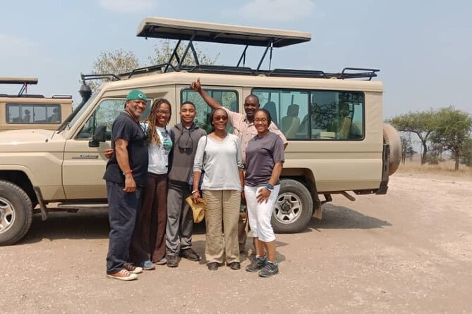 3 days group joining safari to Maasai Mara with a Land Cruiser Jeep - Day 2: the early start that earns its keep