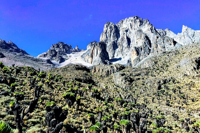 4 Days Mt Kenya Climb, Chogoria Route up and out Sirimon route - Day one: Nairobi to Chogoria Gate