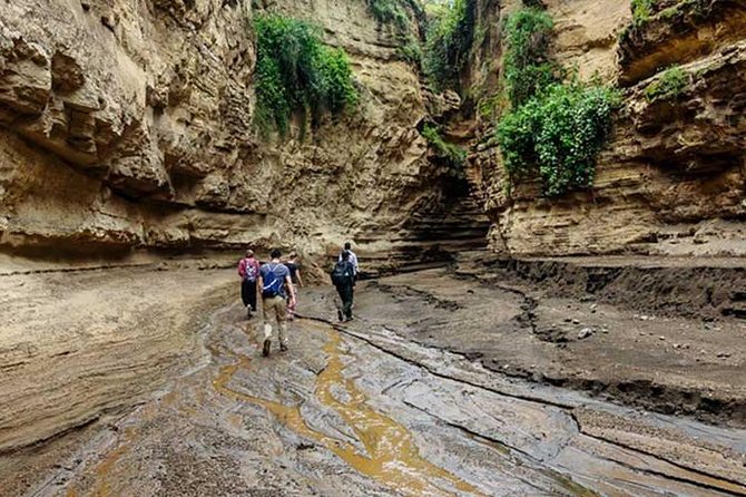 5 Days Hell's Gate, L. Naivasha, L. Nakuru & Masai Mara Luxury Safari - Day 5: Rift Valley views on the way back