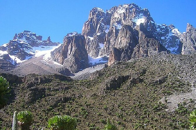 5 Days Mount Kenya Trekking Through Sirimon in Chogoria Route - Key Points Before You Book