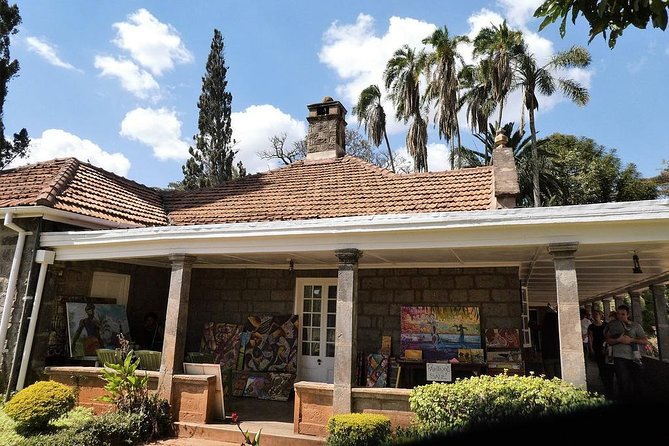 A visit to Karen Blixen Museum - Entering the house where Blixen lived