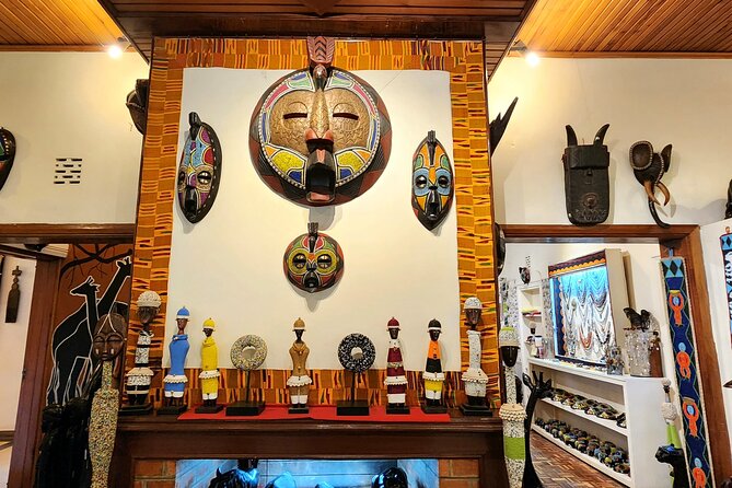 African Gemstones, Garnets Jewelry, Beads & Crafts Shopping Tour - Who should book this experience?