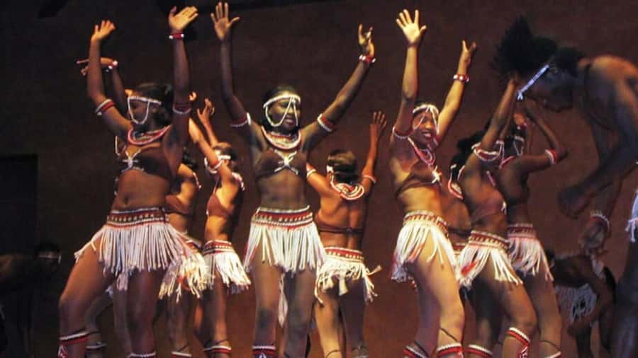 Afternoon Cultural Tour to Bomas of Kenya in Nairobi - Why families may enjoy the grounds