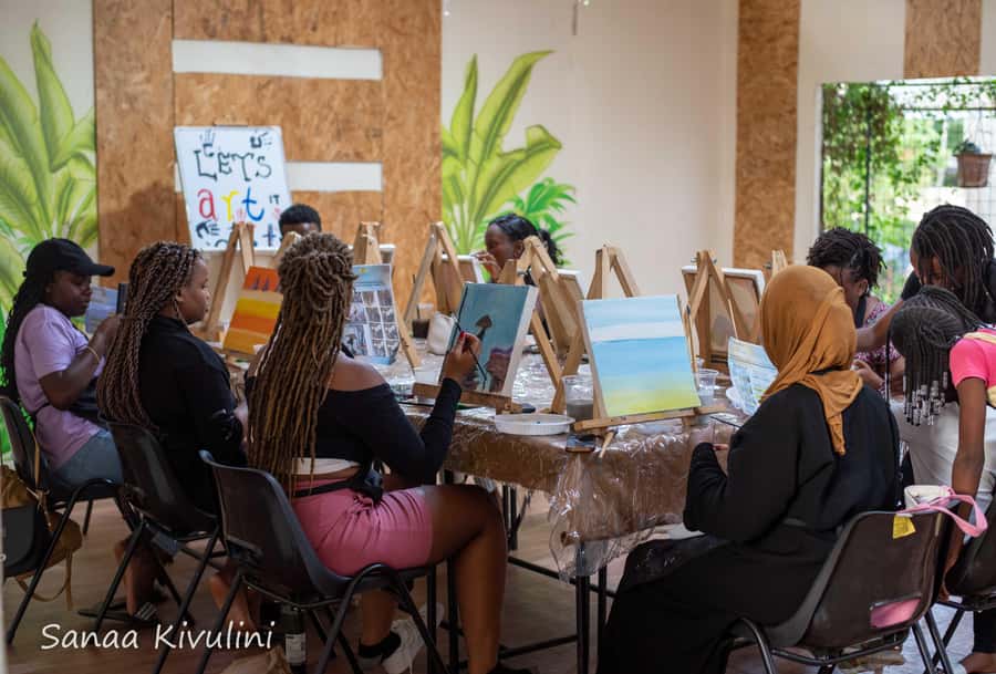 Art, Paint and Pottery Studio in Mombasa, Kenya - Painting a canvas you can keep