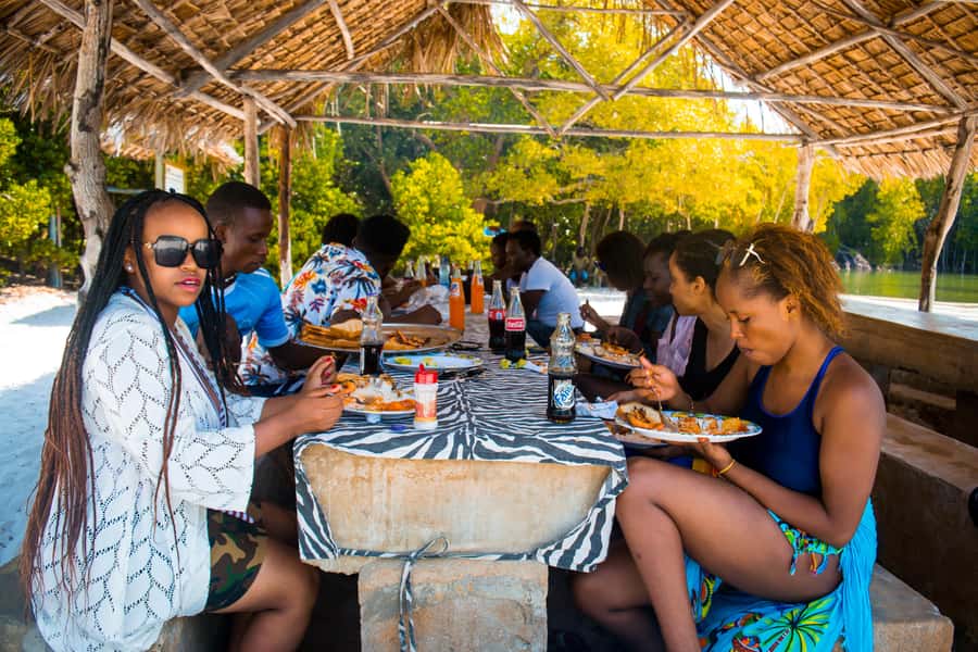 Blue Safari: Snorkeling at Watamu Marine Park & Seafood - Island seafood lunch after the water activities