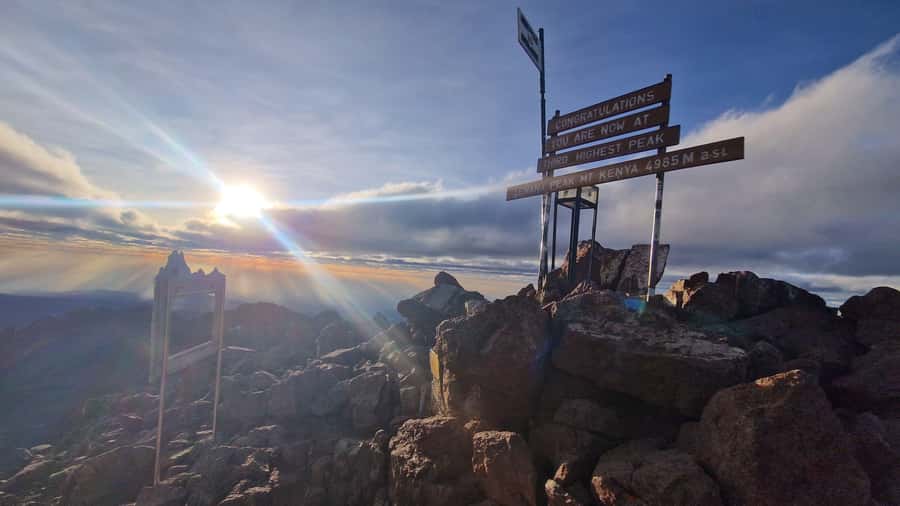 Conquer Mount Kenya: Mt Kenya Trekking via Chogoria 4-5 days - What makes this private format useful