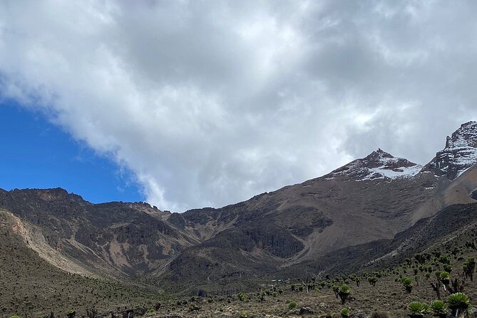 Conquer Mt Kenya in 4 Days Sirimon to Chogoria Route Adventure - Who should choose this Mt Kenya trek?