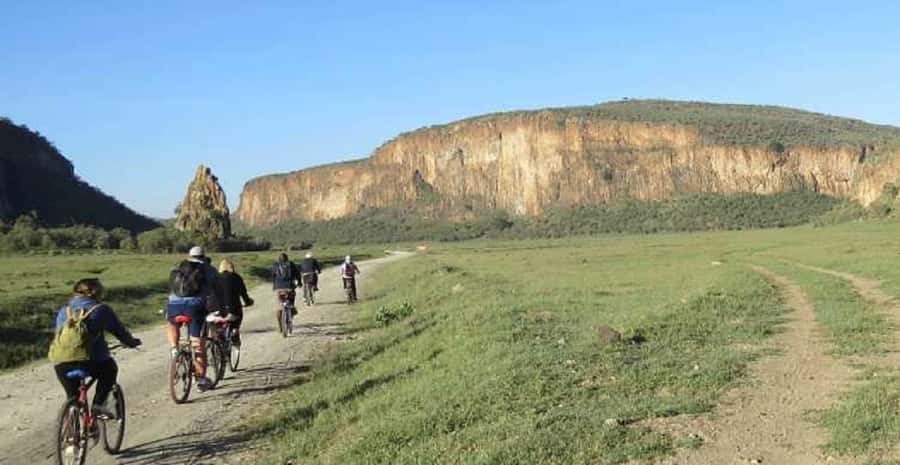 Day tour Hells gate and lake Naivasha from Nairobi - Lake Naivasha: a calm start on the water
