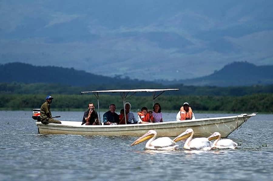 Day tour Hells gate and lake Naivasha from Nairobi - Leaving Nairobi by private car