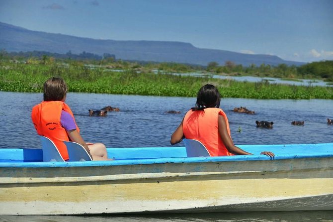Day tour to mount Longonot park from Nairobi - Descending to Lake Naivasha
