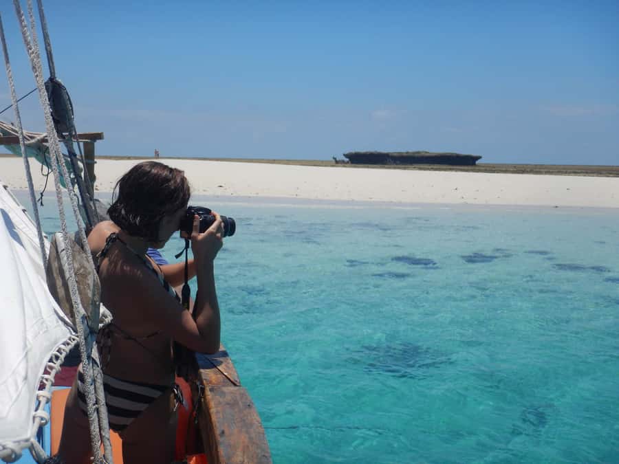 Dhow Adventure to Wasini Island & Kisite Marine Park - The sandbank stop depends on the tide