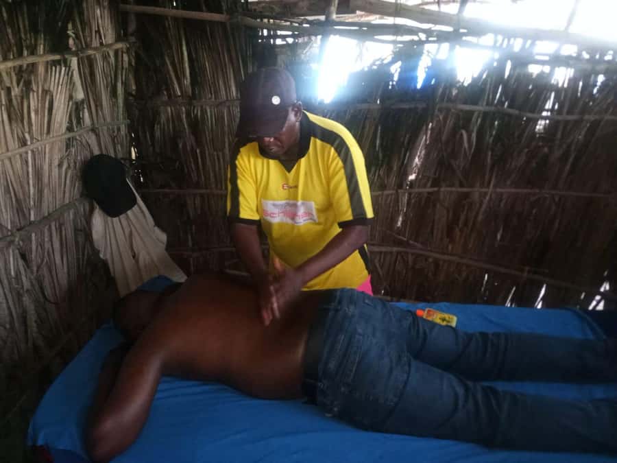 Diani Beach: Authentic Traditional Massage with Sea View - A seaside pause in the middle of Diani