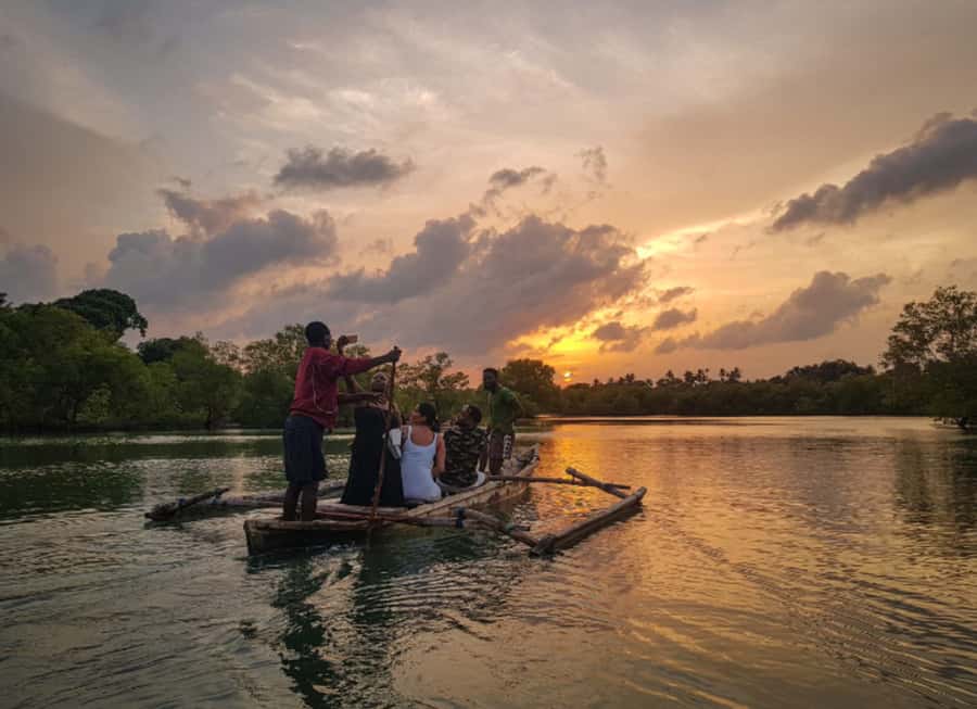 Diani Beach: Sunset Dhow Cruise with Dinner - Meeting at Estuary Beach Restaurant and Bar