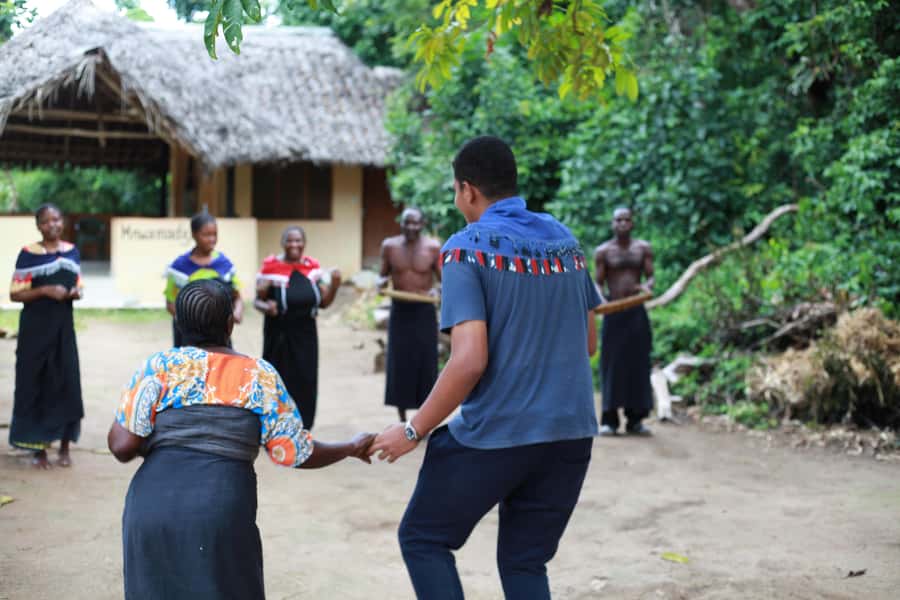 Diani: Kaya Coastal Culture Walk - Leaving Diani Beach at 10:00 a.m. or 3:00 p.m.