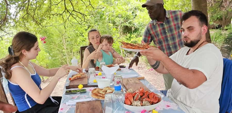 From Diani Beach: Funzi Island Full Day Excursion with Lunch - Practical tips for a smoother day