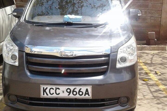 From Mombasa Airport: Diani transfer in a minivan (5 pax) - What the minivan ride is like for five people