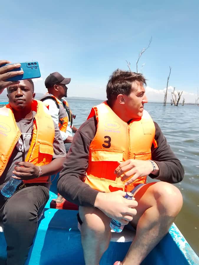 From Nairobi: Crescent Island Safari Experience - Picnic time beside the lake