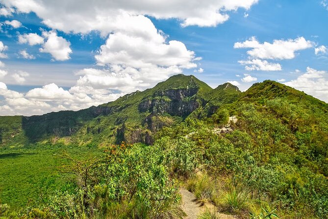 Full-Day Hiking Guided Adventure at Mount Longonot - The early pickup and the road out of Nairobi
