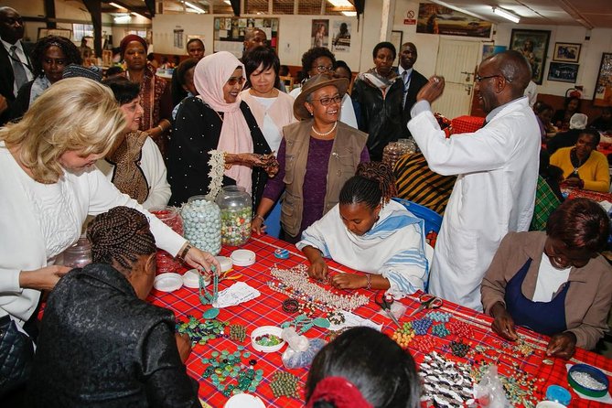Giraffe Centre, Elephant Orphanage, National Museum & Beads Center - Timing, transport, and the full cost