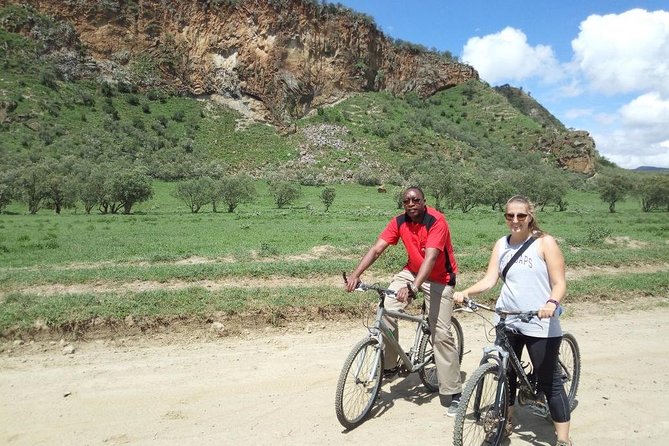 Guided Day Tour Safari of Parks Lake Naivasha and Hells Gate - Wildlife without the usual safari vehicle