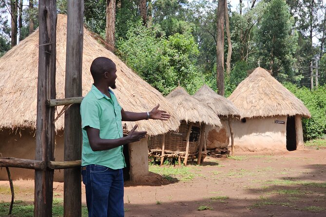 Half-day tour Bomas of Kenya with Pick-up - The performances: colorful, energetic, and audience-friendly