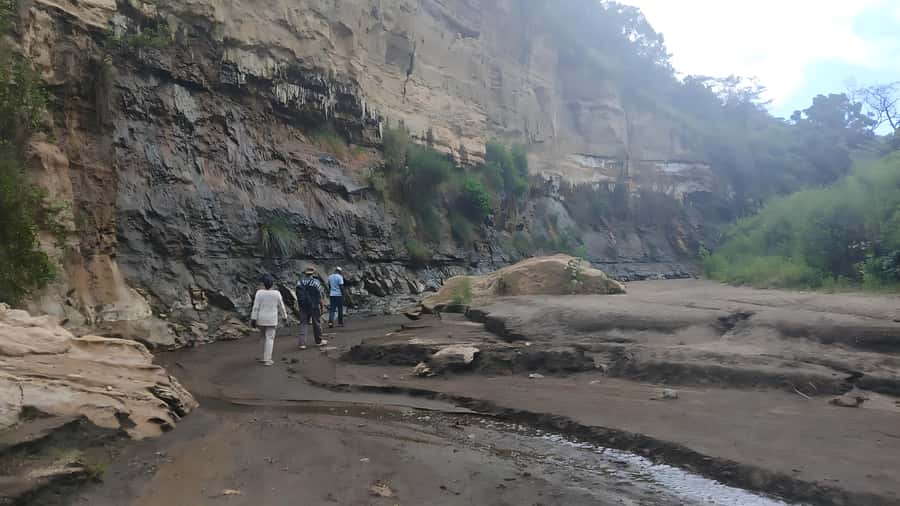 Hell's Gate Bike Ride & Crescent Island Boat Ride Experience - Crescent Island and its film connection