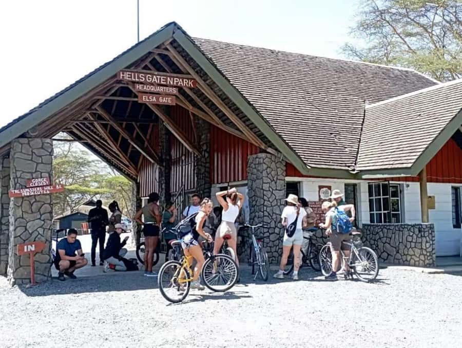 Hell's Gate National Park Day Trip With Baot Ride Tour - One hour inside the gorges and caves