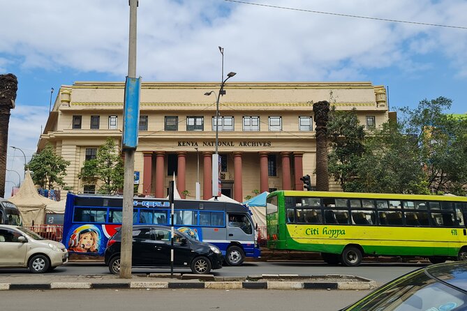 Historical Private Tour of Nairobi City - What the guide adds to the walk