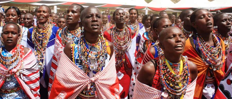 Karen Blixen, Beads Factory, Giraffe Center & Bomas Day Tour - Should you book this Nairobi tour?