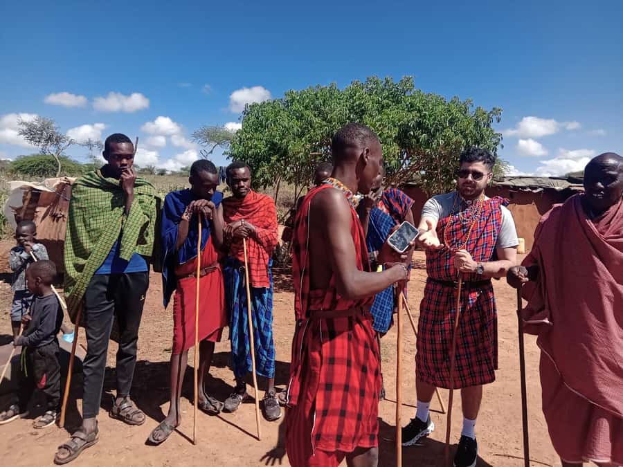 Kenya: Maasai Village Visit with Traditional Dance Show - Leaving Nairobi for the central Kenyan countryside