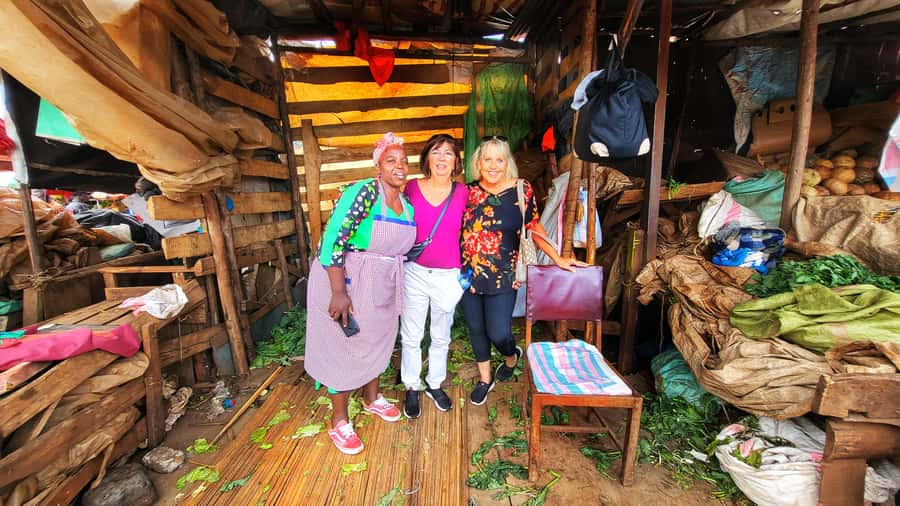 Local Market Tour and Traditional Meal Cooking Class - Shopping in a real Nairobi food market