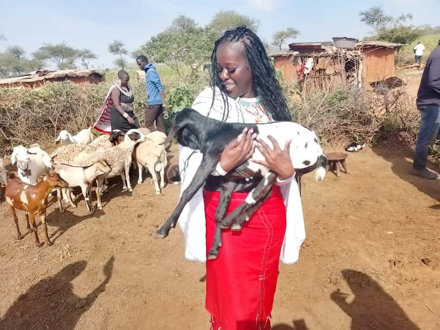 Maasai Village: Cultural Experience of The Maasai Tradition - Beadwork, identity, and buying directly