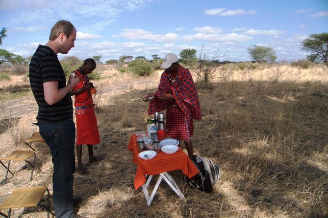 Masai Mara Game Reserve Safari Tour, 4 Days 3 Nights - Comfort and one accommodation warning