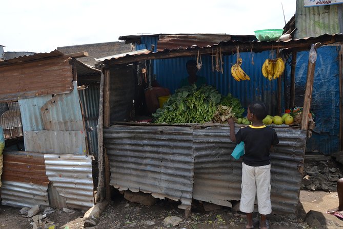 Mathare Community Slum Tour - Craft shops, beadwork, and a practical way to support local sellers