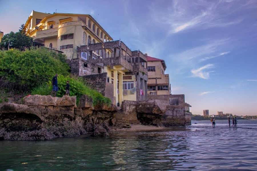 Mombasa: Fort Jesus, Old Town, and Haller Park Tour - The Mombasa Tusks make a fast city landmark stop