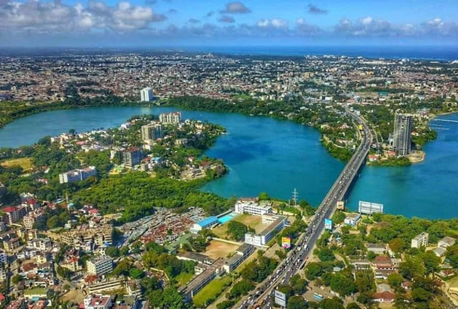 Mombasa: Fort Jesus, Old Town, and Haller Park Tour - Haller Park brings animals into the second half