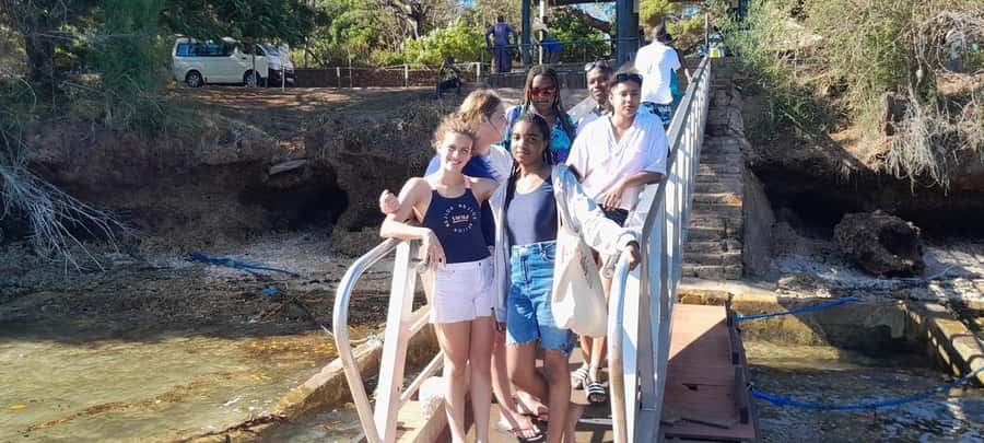 Mombasa: Snorkeling, Dolphin watching, seafood lunch. - The long road from Mombasa or Diani to Shimoni