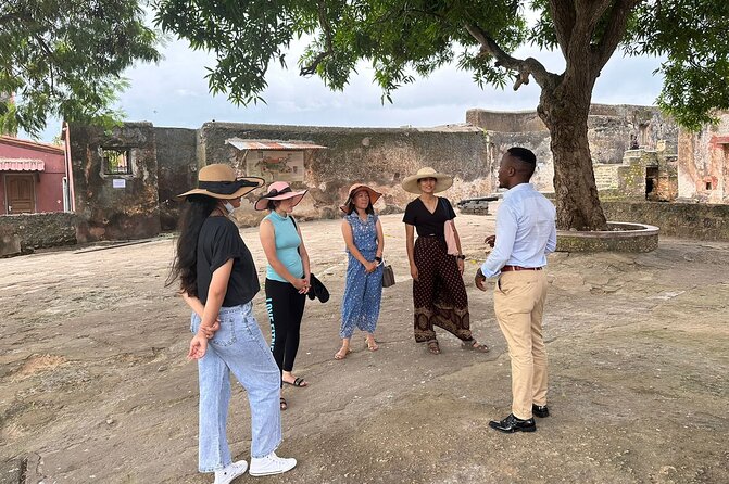 Mombasa walking tour - The spice market and Mombasa’s food culture