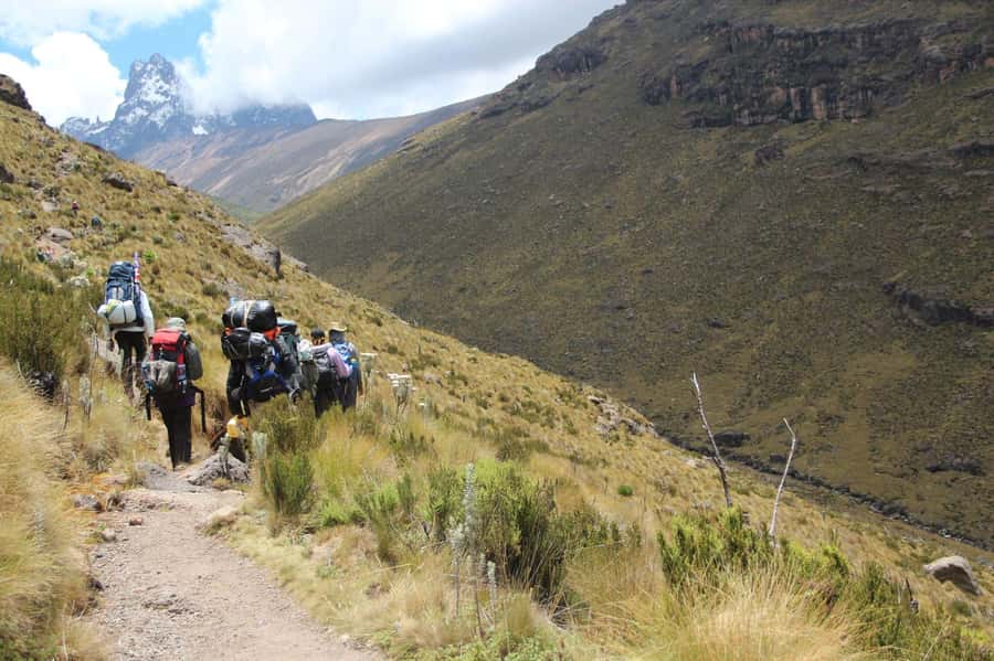 Mt Kenya: Full-day hiking tour from Nairobi - Lunch near Old Moses Camp