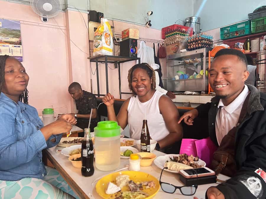 Nairobi: 1 Hour Gastronomic and Street Food tour of Nairobi - The 20-minute tasting stop