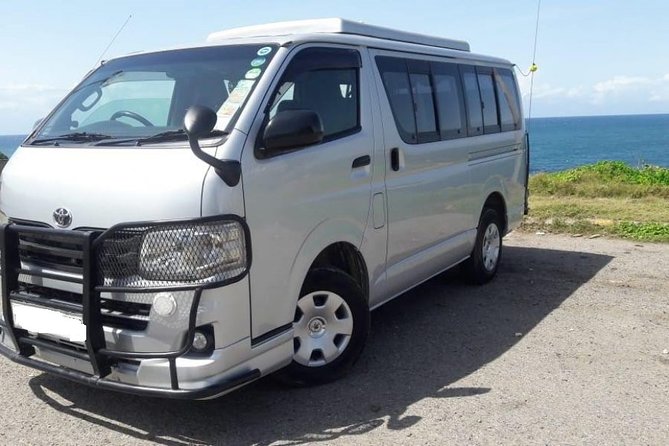 Nairobi Airport Transfers to Wilson Airport or City Hotels - Arriving at JKIA with a name sign