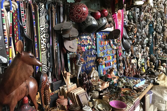 Nairobi City Guided Walking Tour - Jamia Mosque and August 7th Memorial Park