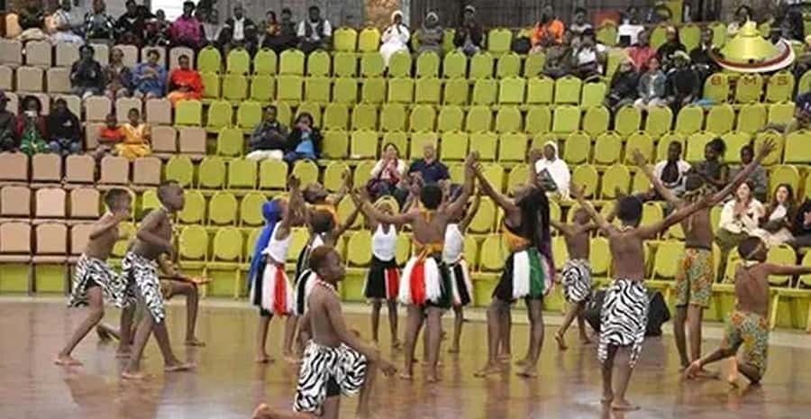 Nairobi: Guided Afternoon Tour to Bomas of Kenya. - What the $44 price really covers