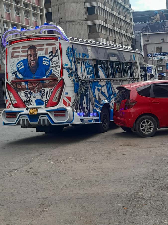 Nairobi: Hidden Gems and Local Secret Guided Walking Tour - What the 150-minute schedule feels like