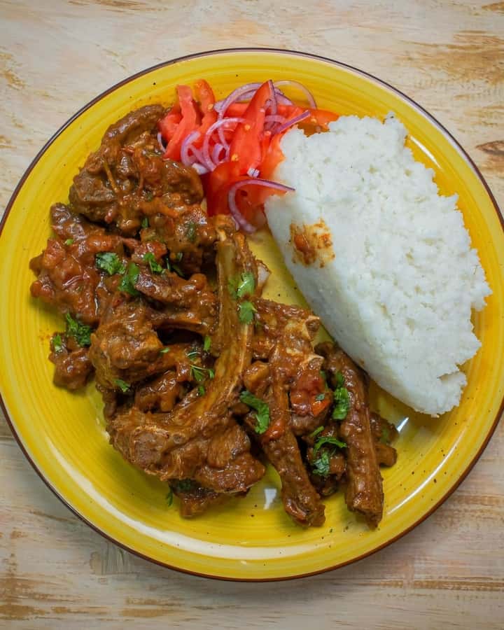 NAIROBI: MOTHERLAND GASTRONOMIC NAIROBI CITY TOUR - A Kenyan lunch with ugali and kachumbari