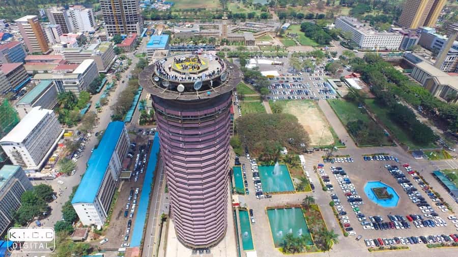 Nairobi: Museum, KICC, Giraffe Centre & Bomas of Kenya Tour - Why this Nairobi day works well