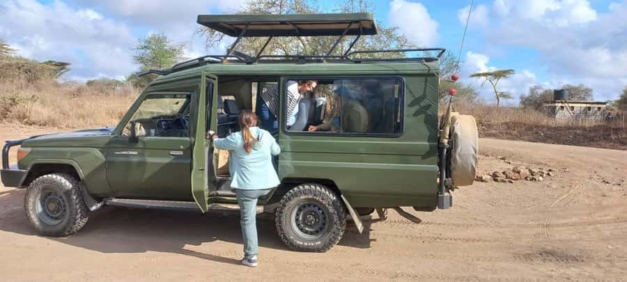 Nairobi: Nairobi National Park Half-Day Game Drive - The Kazuri Beads Stop